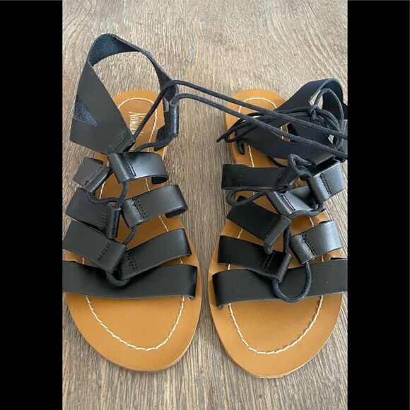 🆕 Neiman Marcus Women Skye Gladiator Sandals Sz 8 - Picture 5 of 5